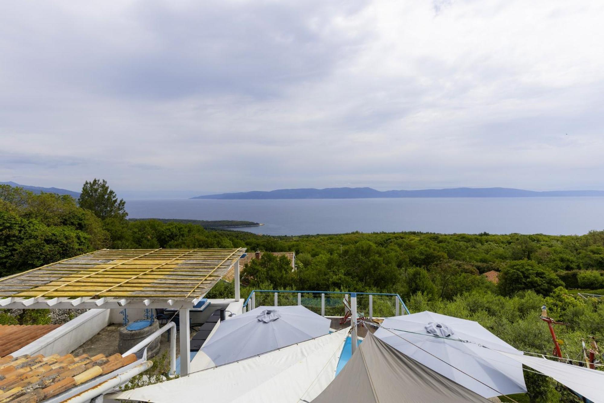 Villa Crni in Crni  Labin  Exterior foto